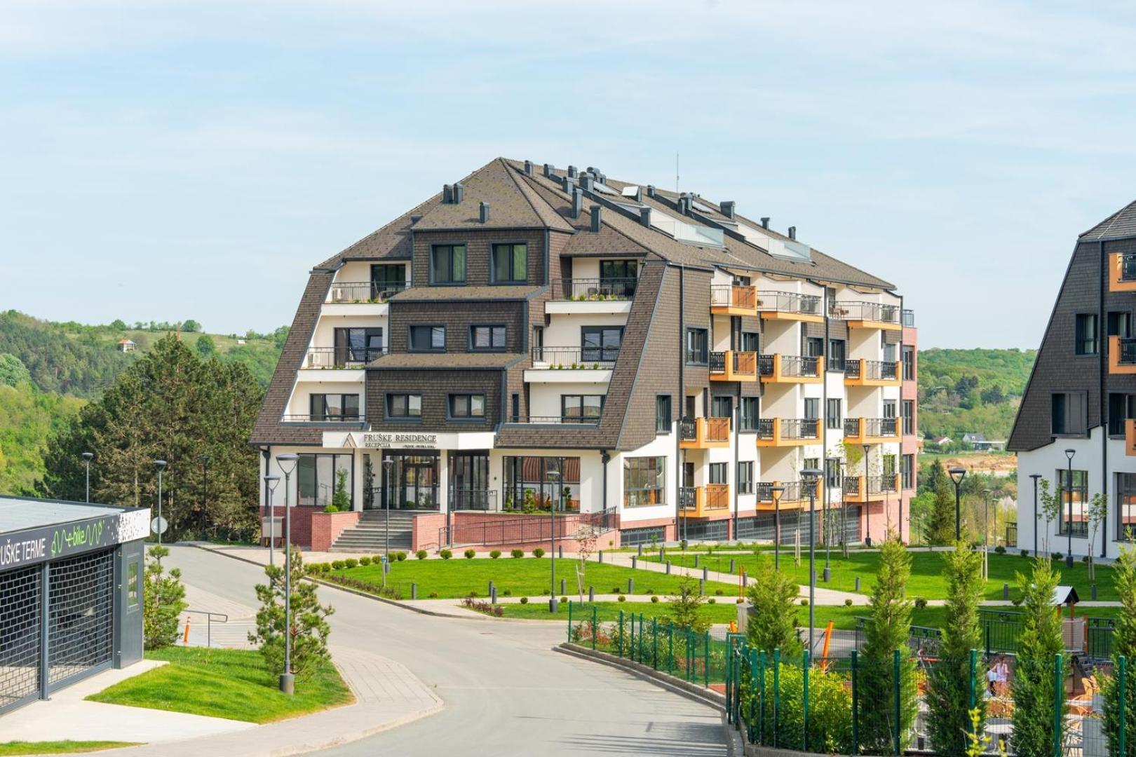 Fruske Residences Vrdnik Luaran gambar