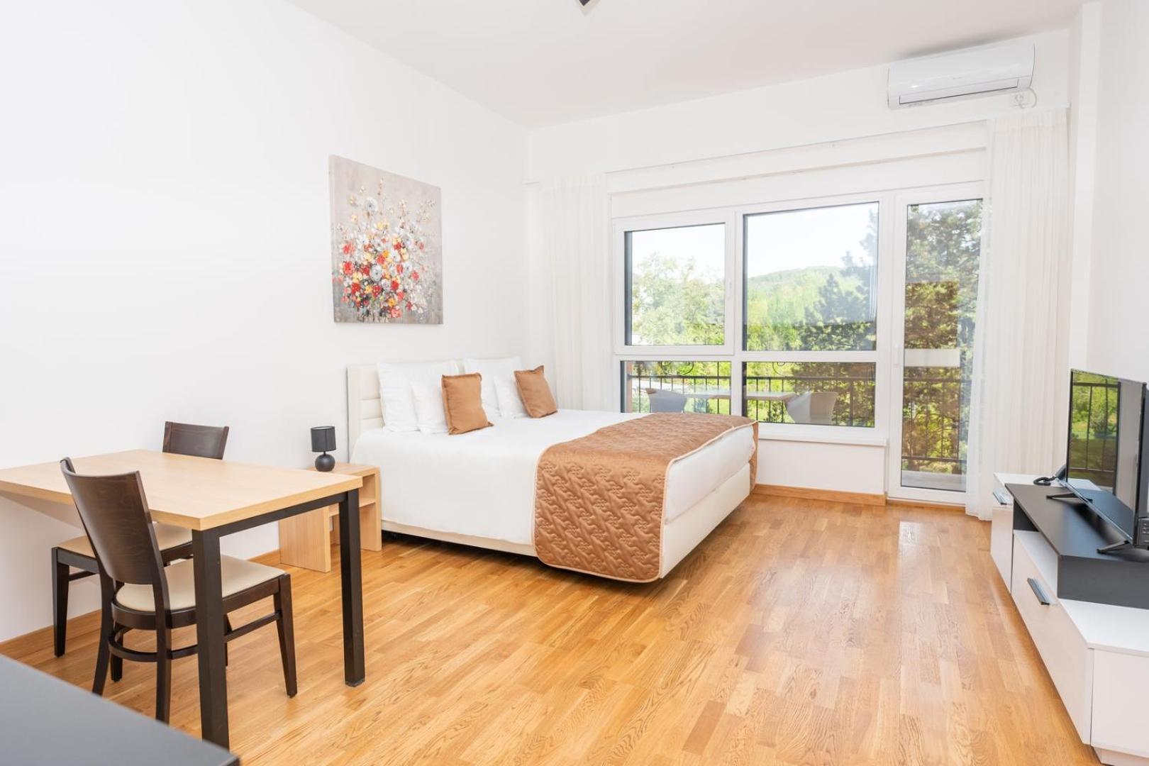Fruske Residences Vrdnik Bilik gambar